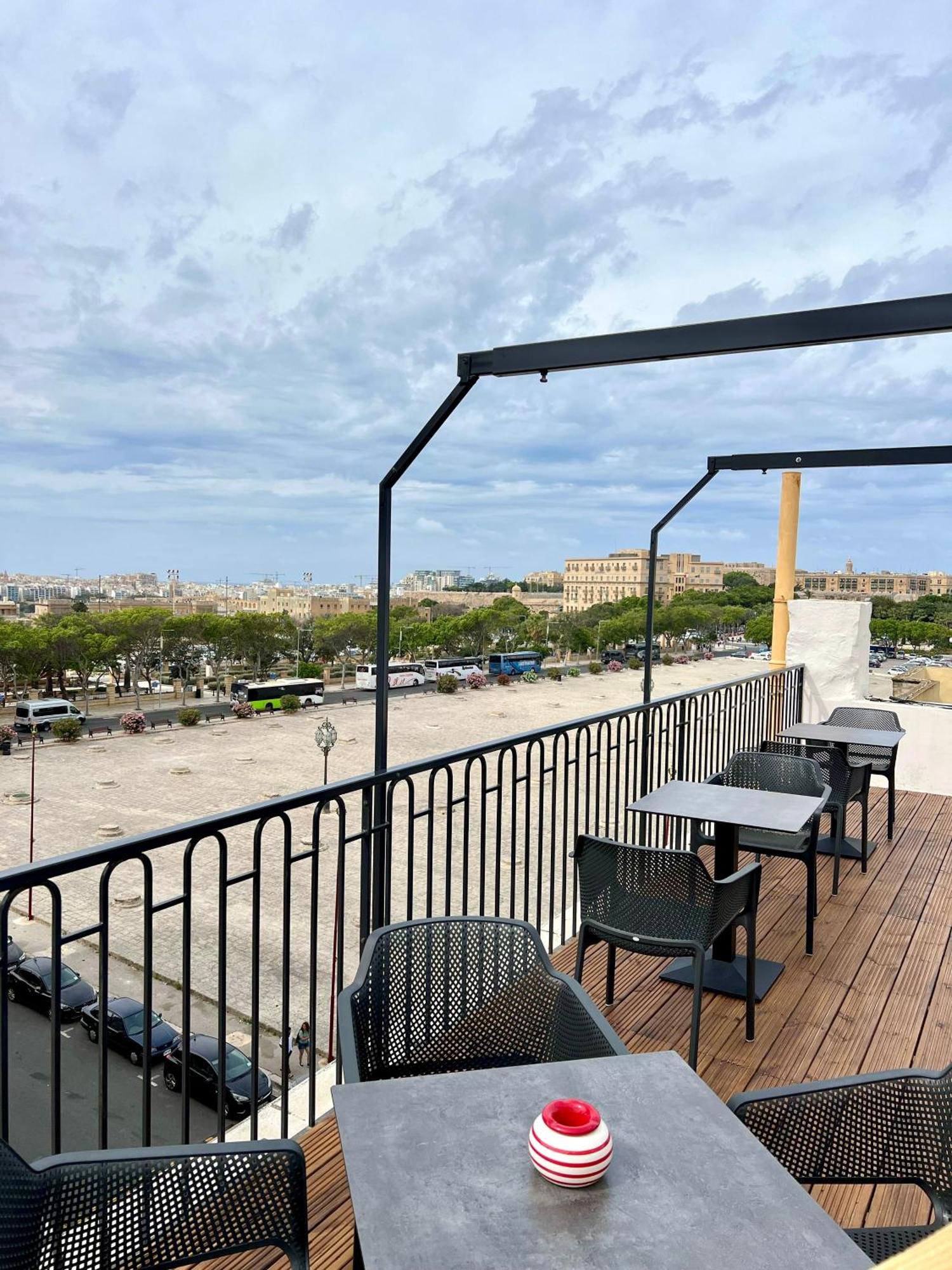 Florette Suite 1Br With Stunning Lounge Terrace By Arcobnb Floriana Esterno foto